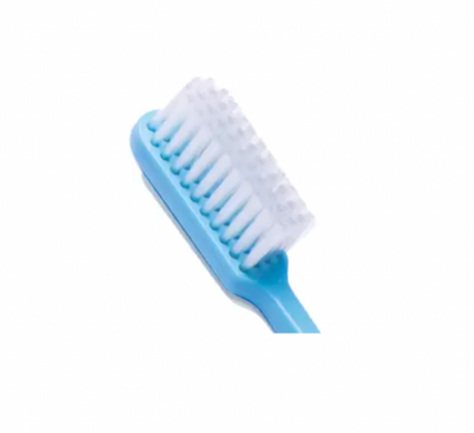 Зубна щітка середньої жорсткості paro® M43